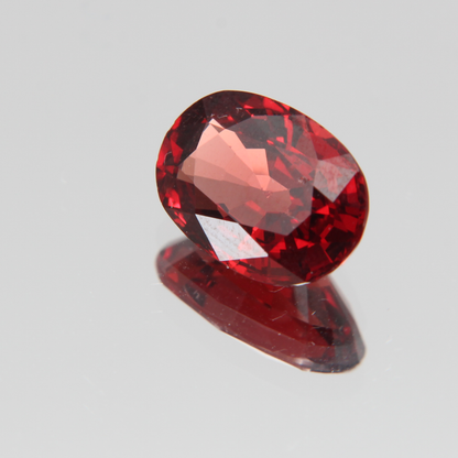 Orange-Roter Spinell 2.50 ct