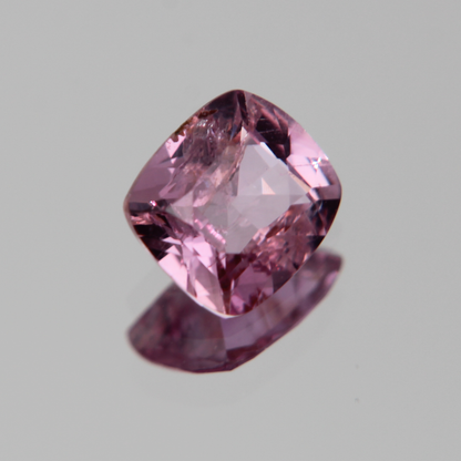 Pinker Saphir 1.10 ct