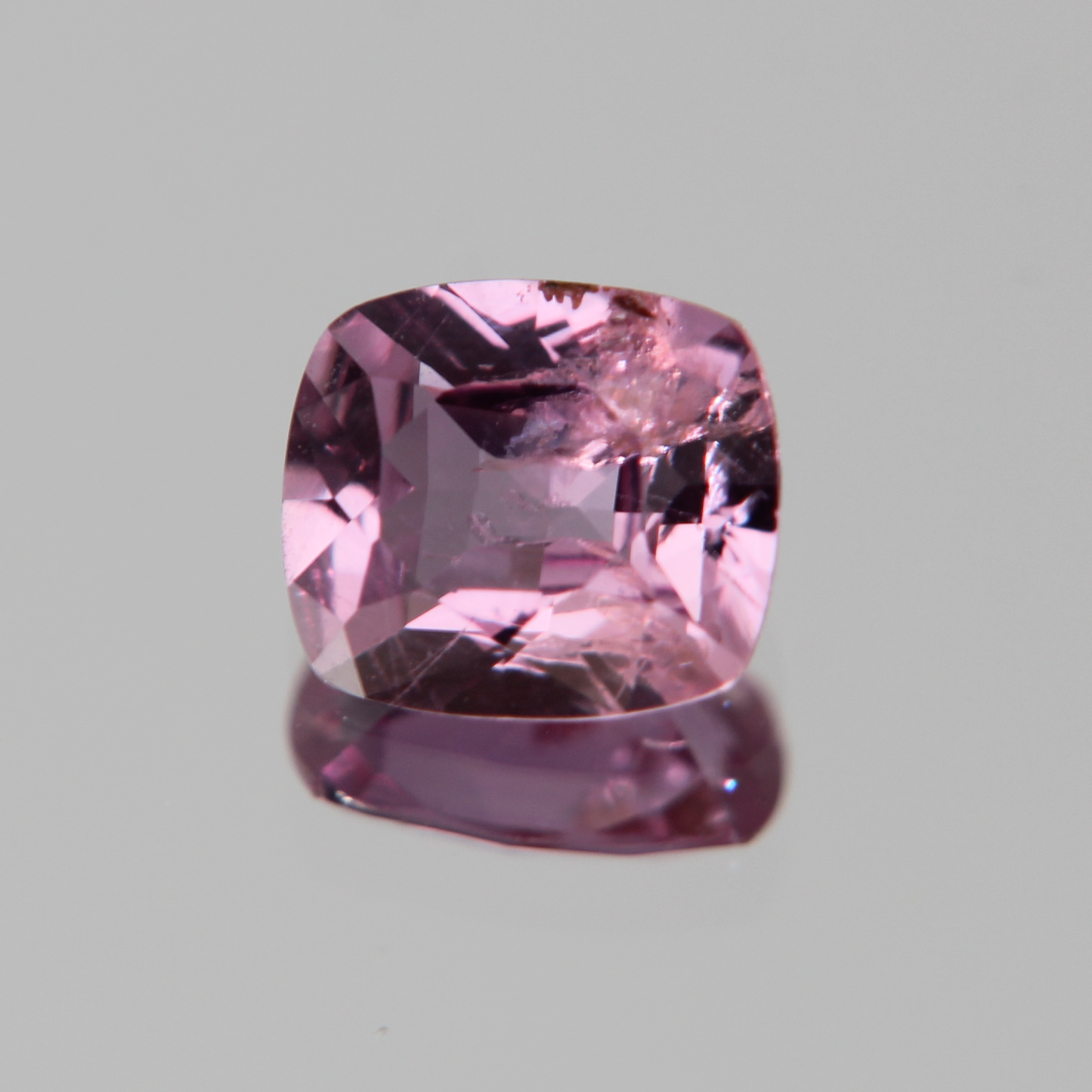 Pinker Saphir 1.10 ct