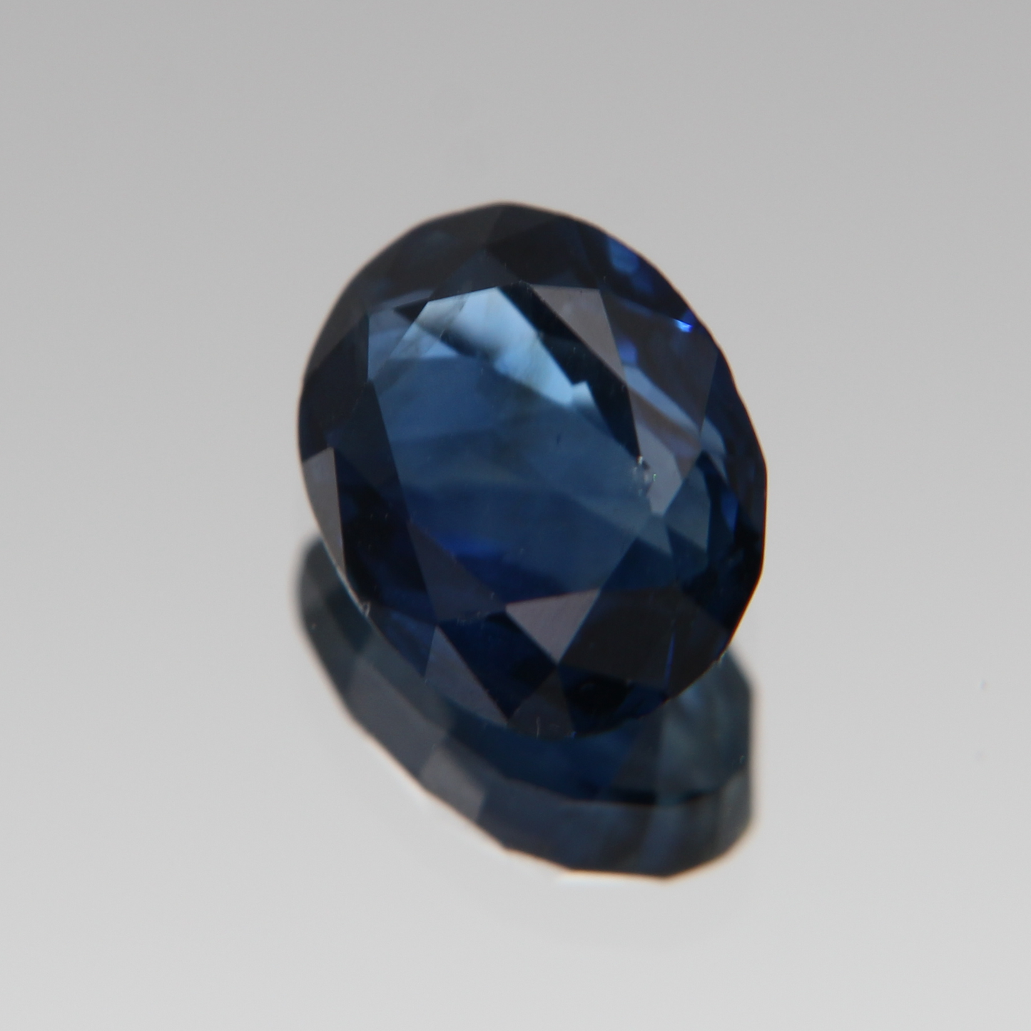 Blauer Saphir 1.99 ct