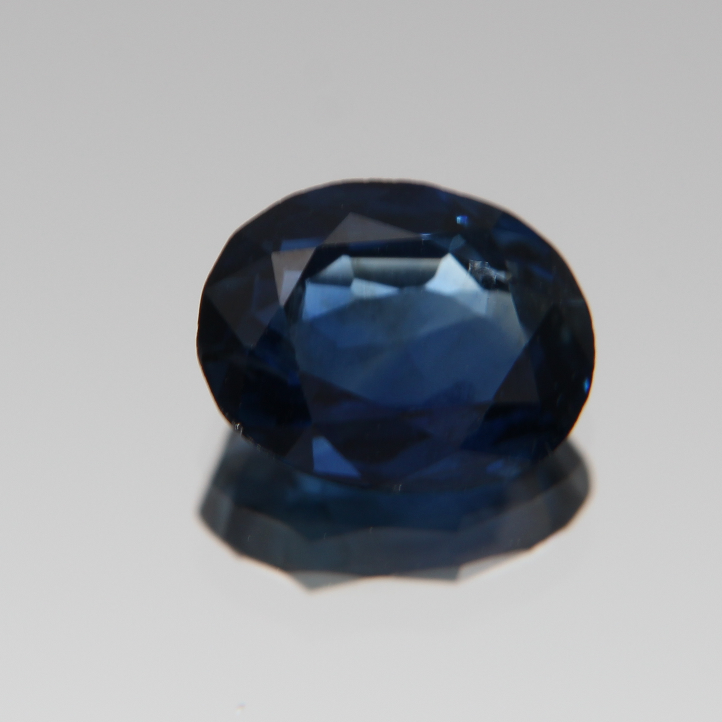 Blauer Saphir 1.99 ct