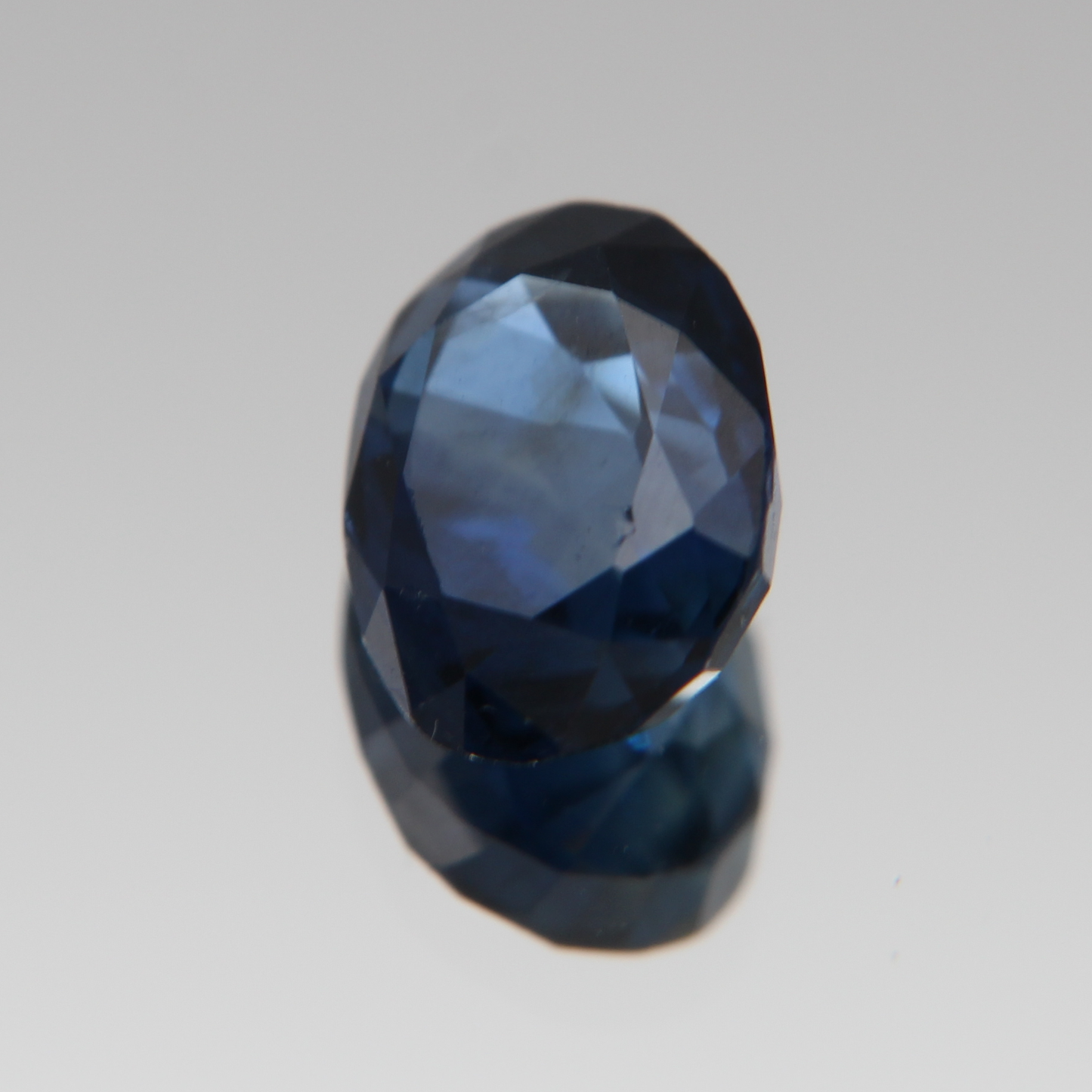 Blauer Saphir 1.99 ct