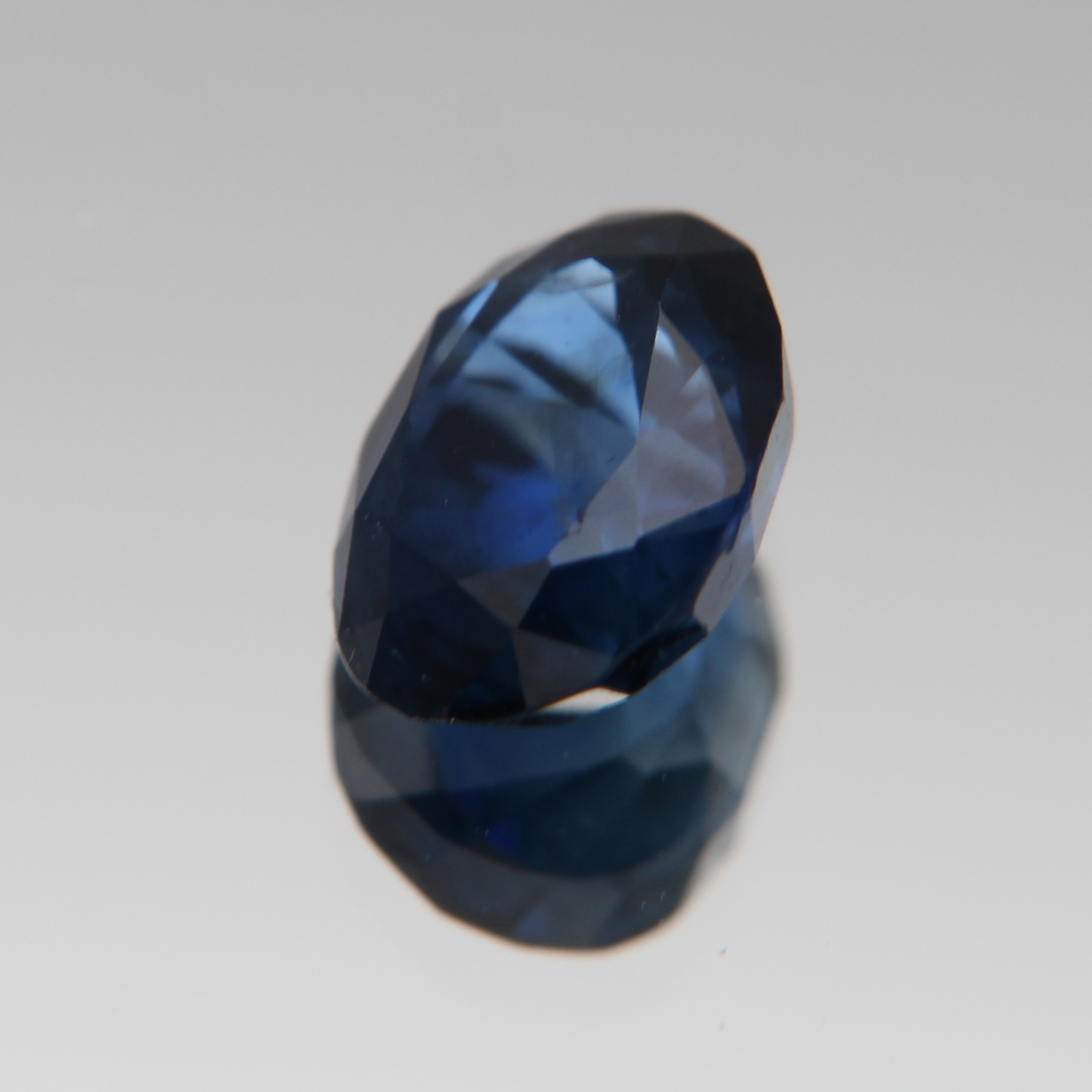 Blauer Saphir 1.99 ct
