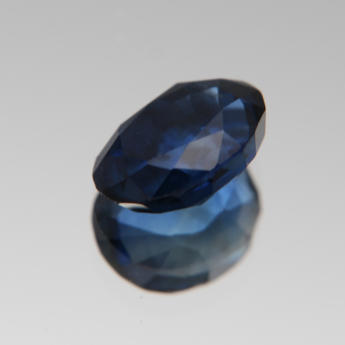 Blauer Saphir 1.99 ct