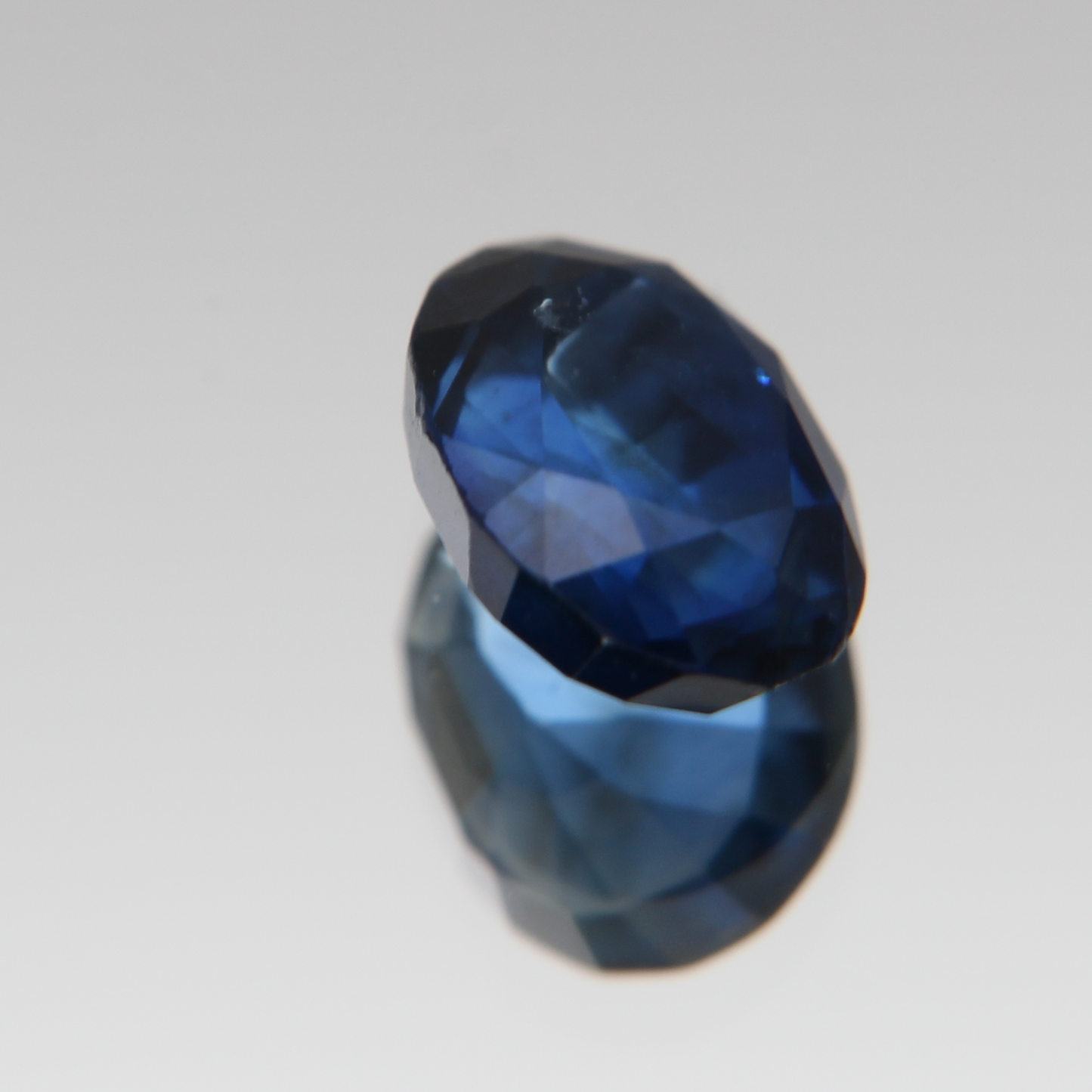 Blauer Saphir 1.99 ct