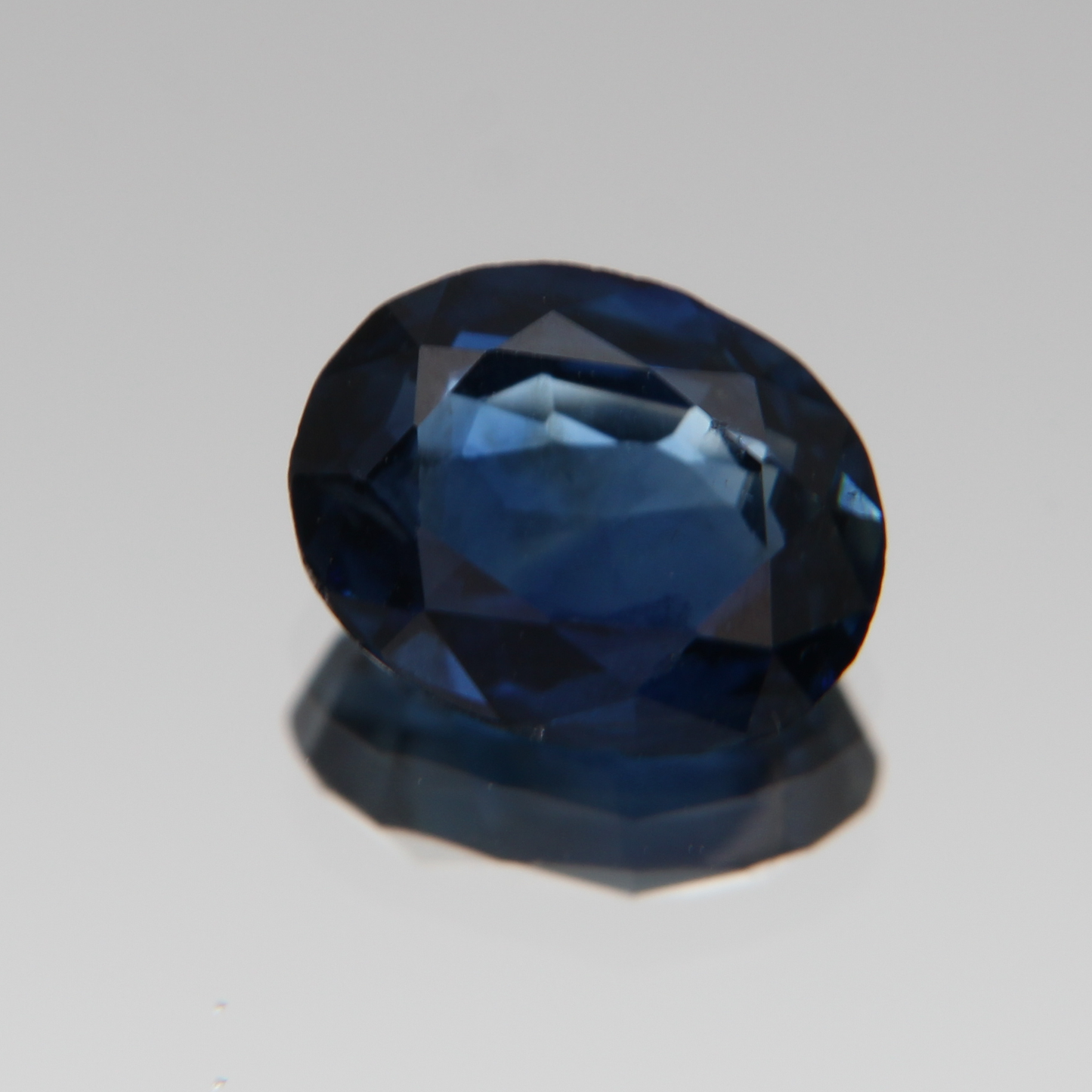 Blauer Saphir 1.99 ct