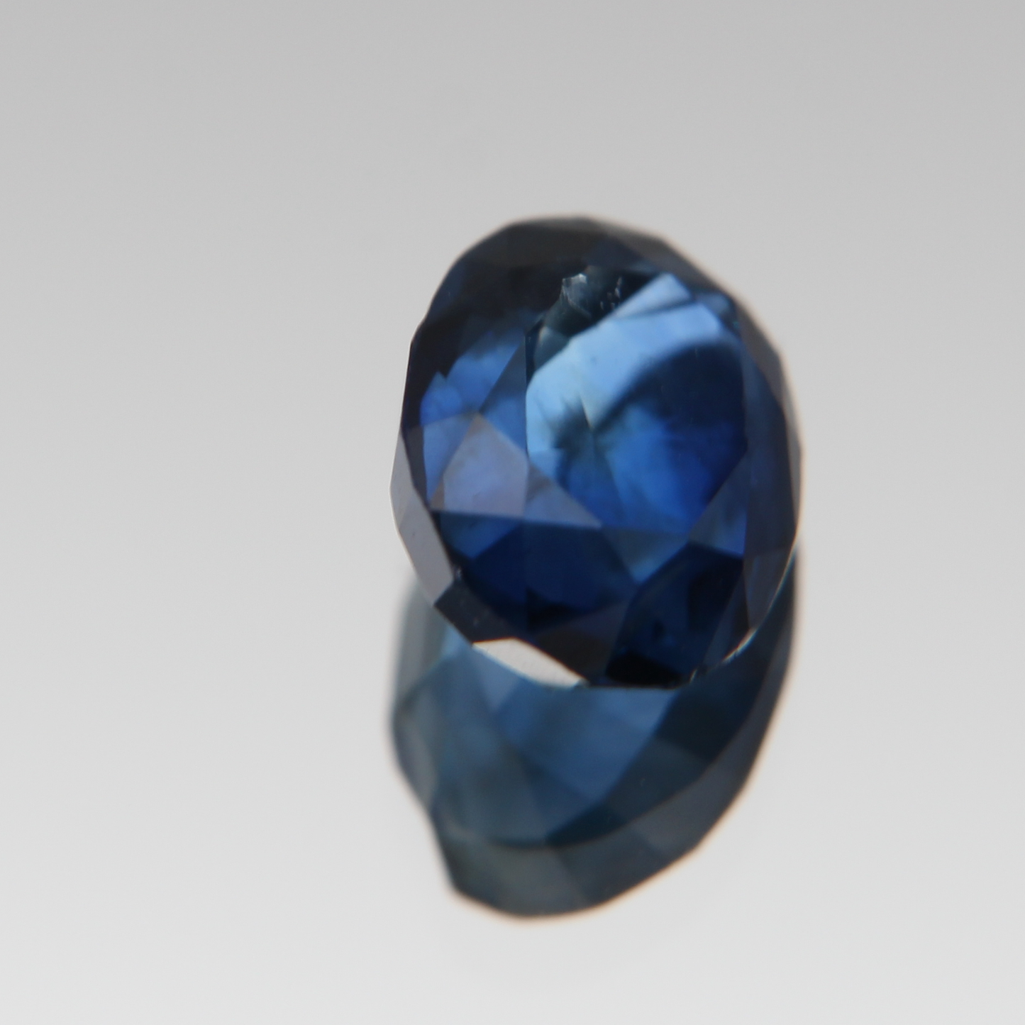 Blauer Saphir 1.99 ct