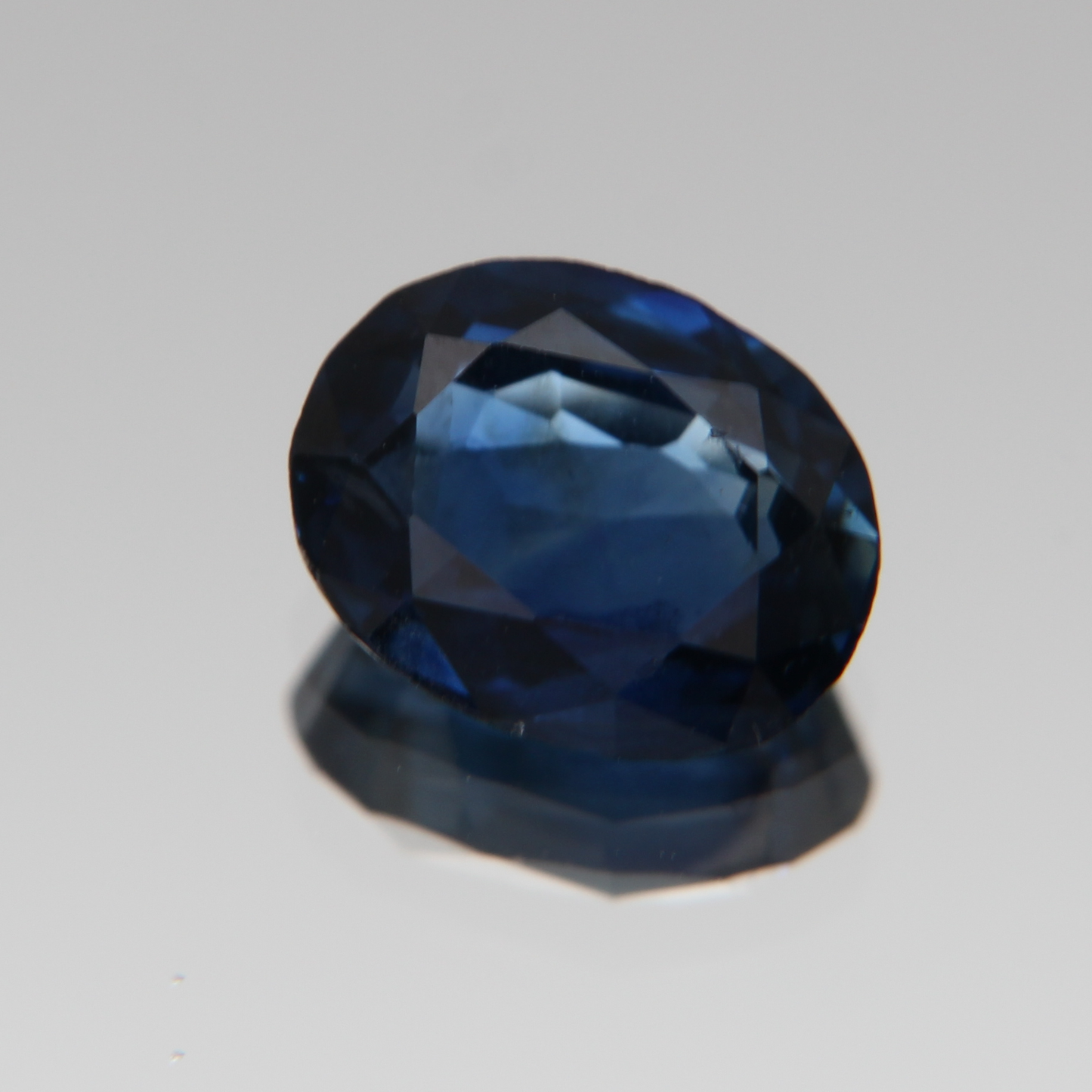 Blauer Saphir 1.99 ct