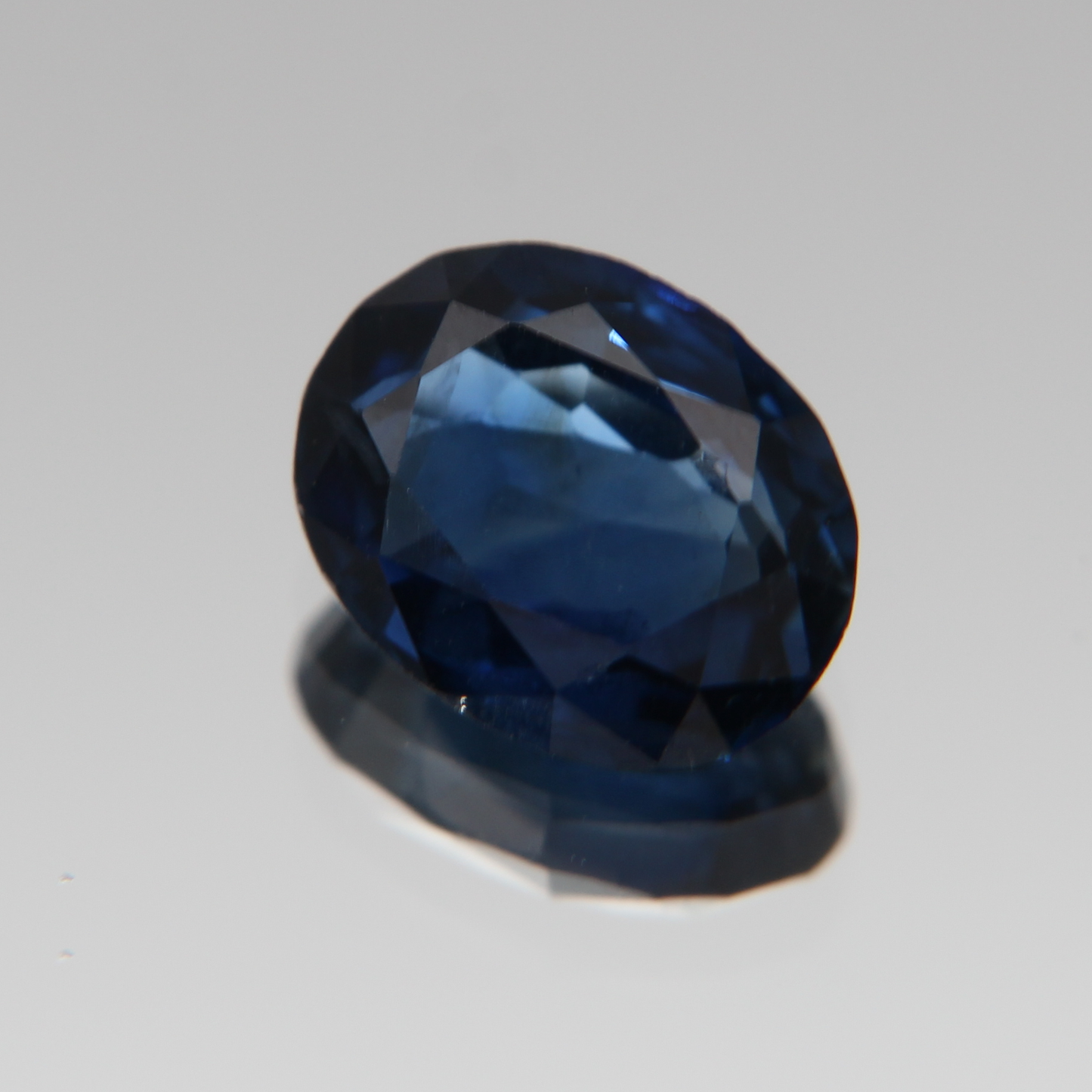 Blauer Saphir 1.99 ct