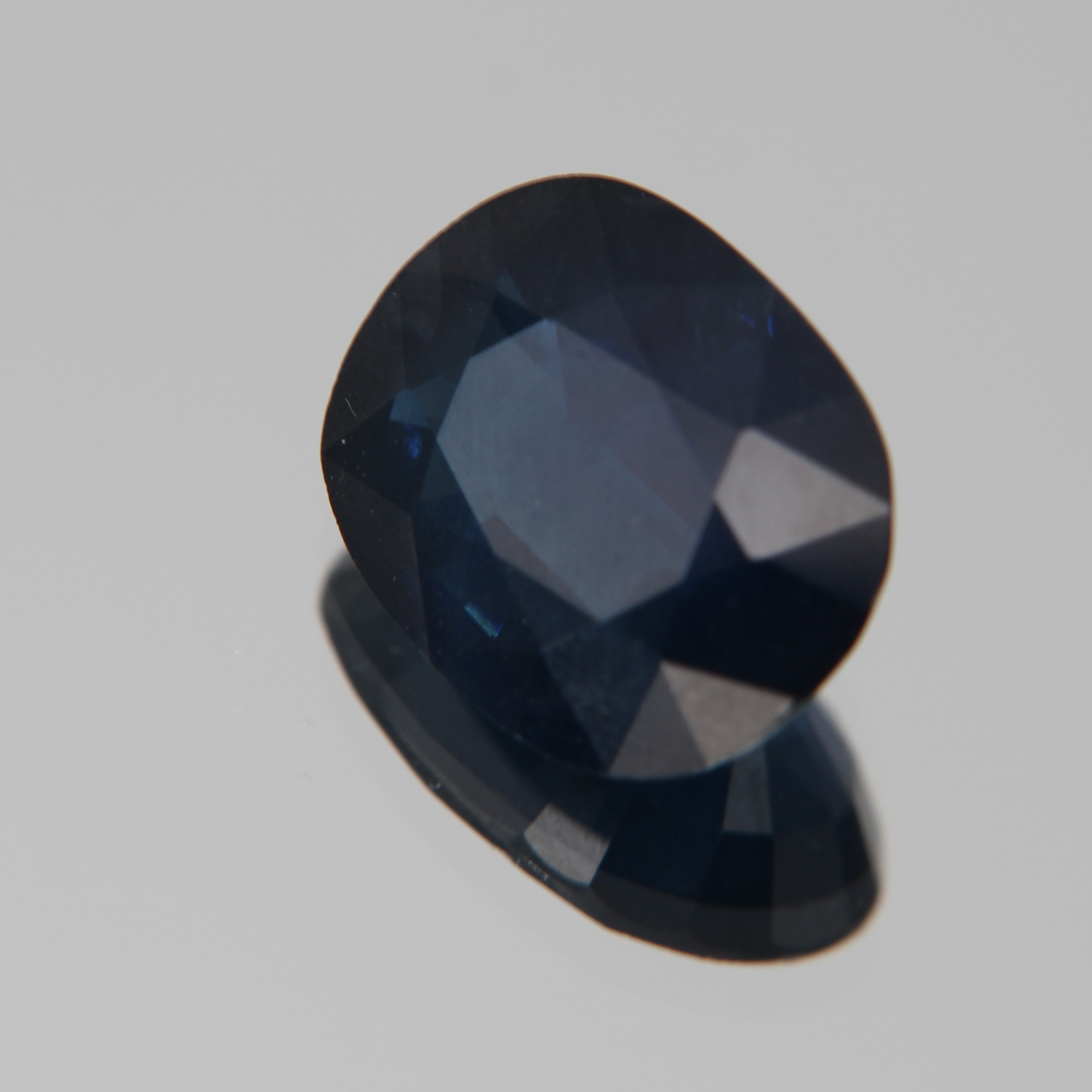 Blauer Saphir 5.78 ct
