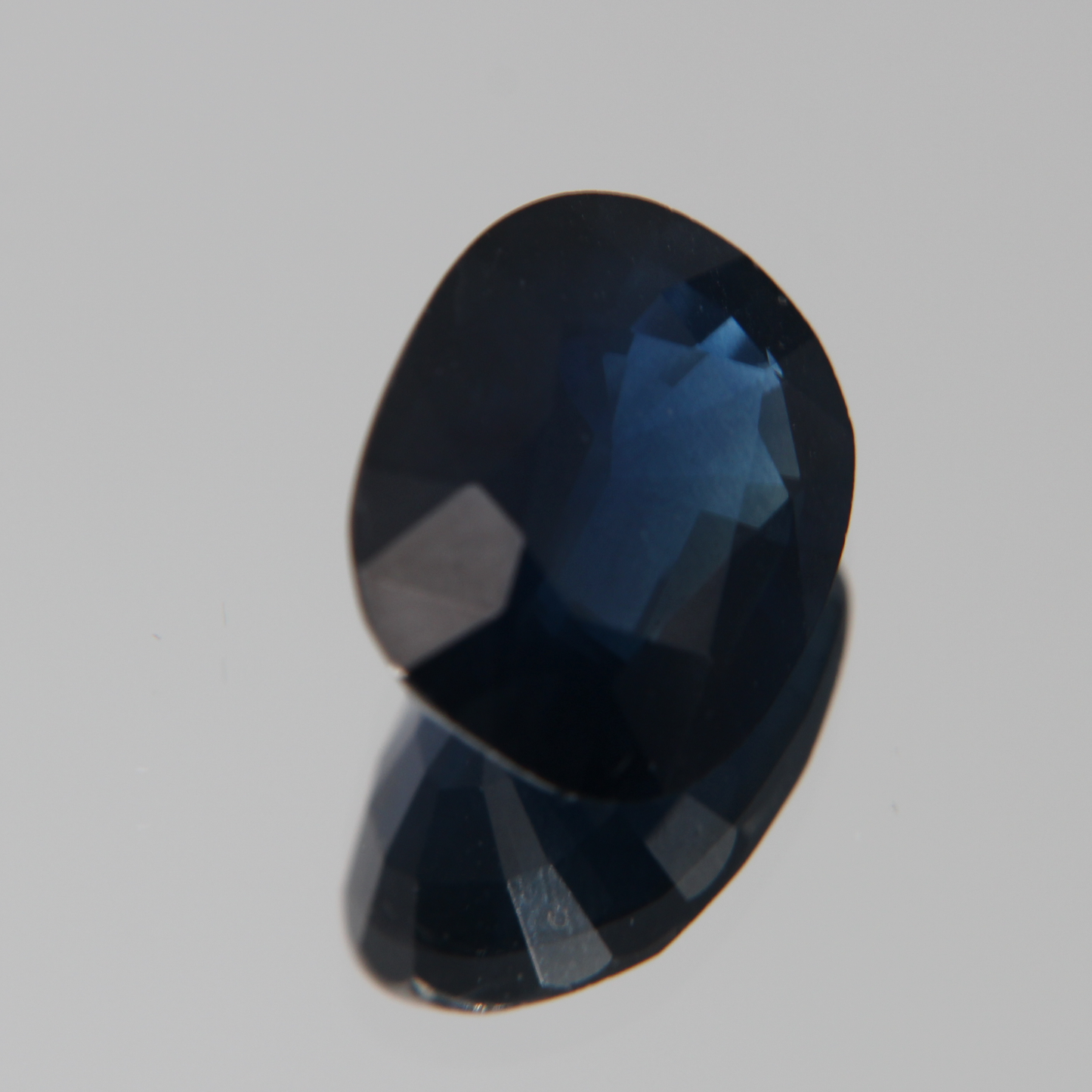 Blauer Saphir 5.78 ct