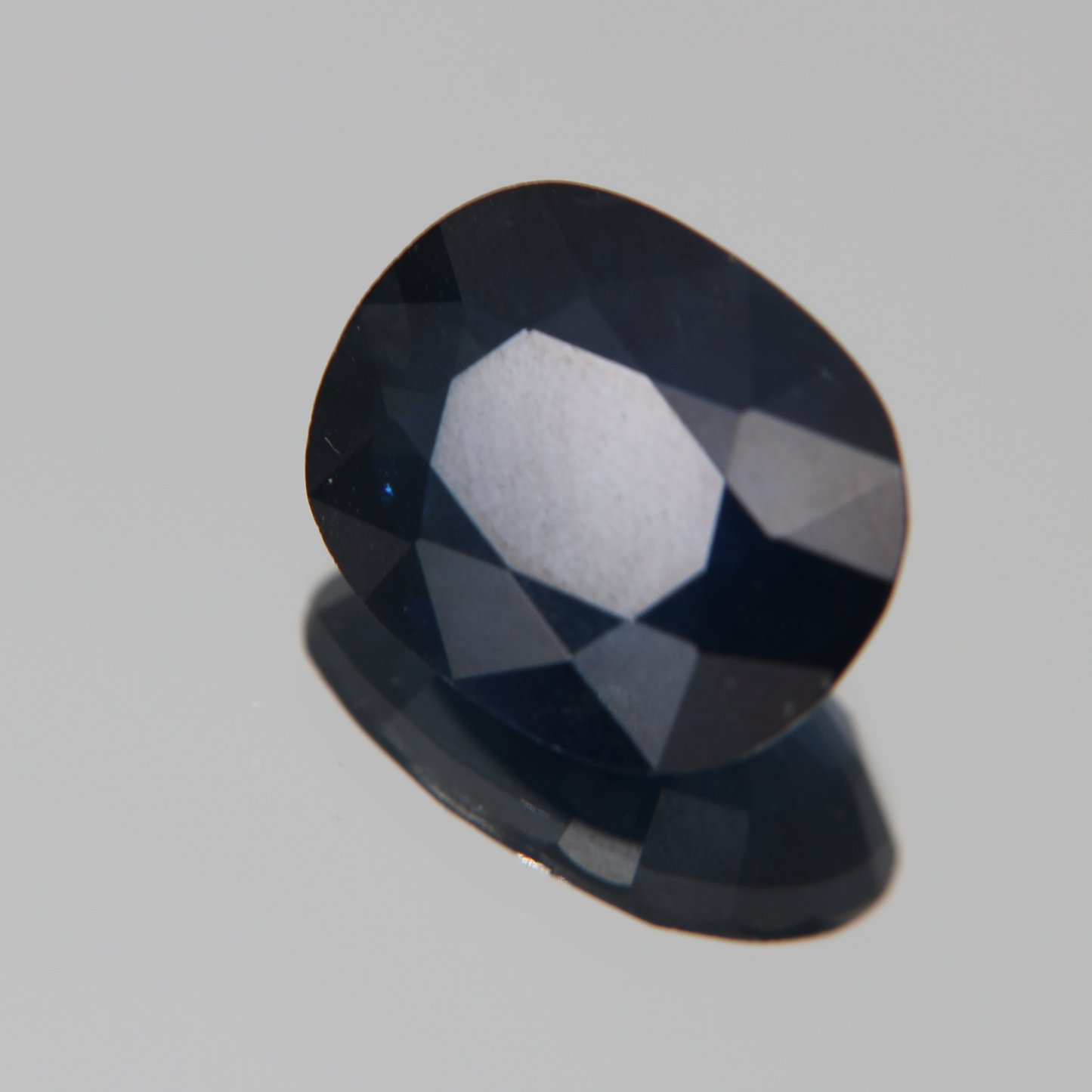 Blauer Saphir 5.78 ct
