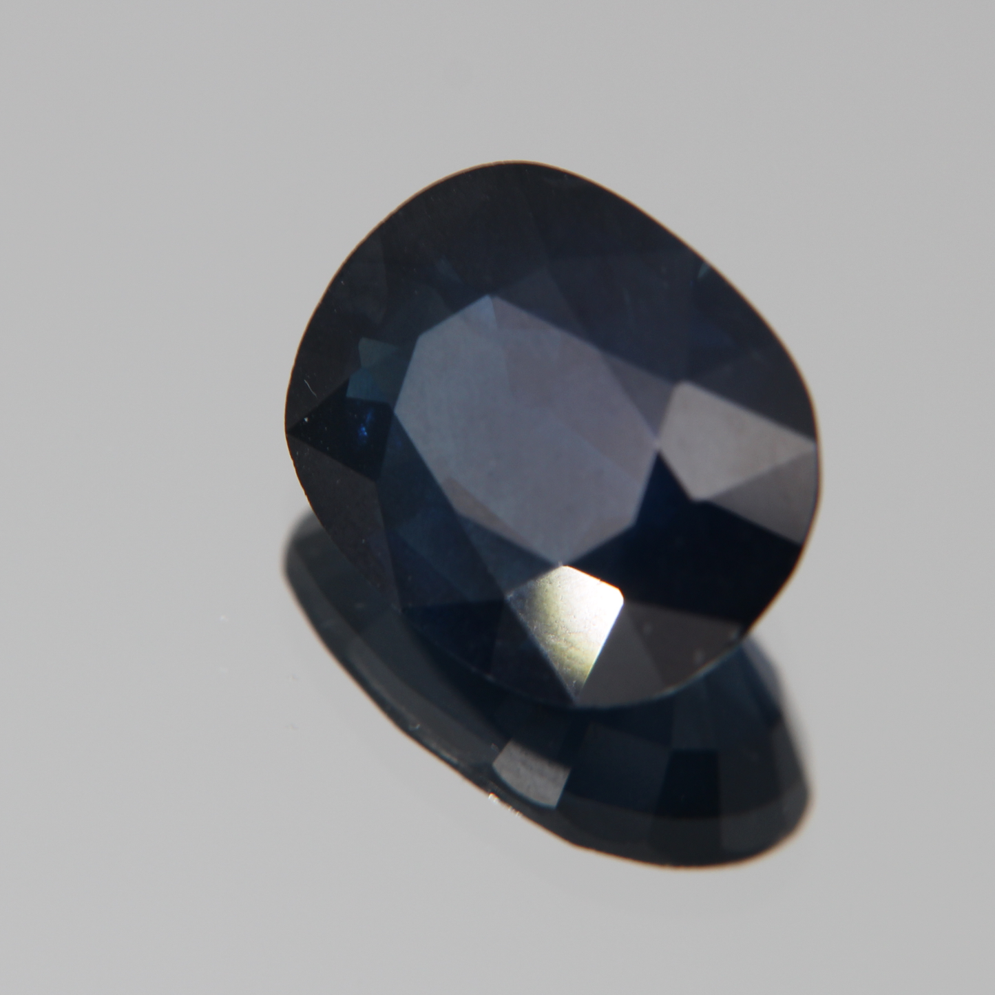 Blauer Saphir 5.78 ct