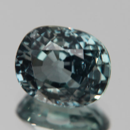 grünlich-Blauer Saphir 3.10 ct