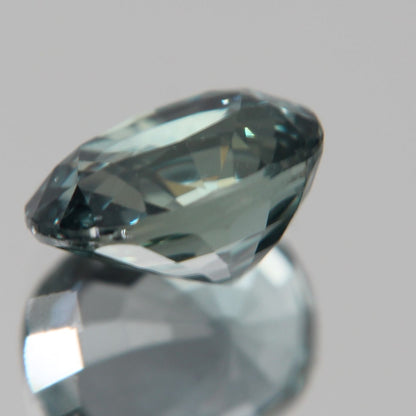 grünlich-Blauer Saphir 3.10 ct
