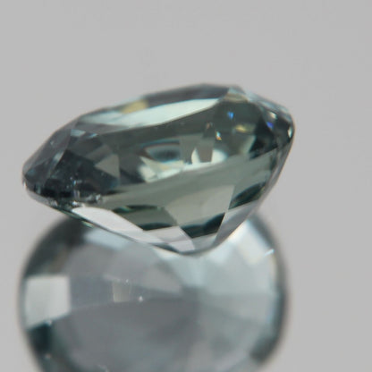 grünlich-Blauer Saphir 3.10 ct