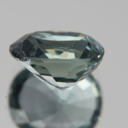 grünlich-Blauer Saphir 3.10 ct
