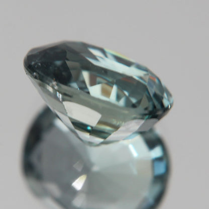 grünlich-Blauer Saphir 3.10 ct