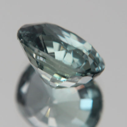 grünlich-Blauer Saphir 3.10 ct