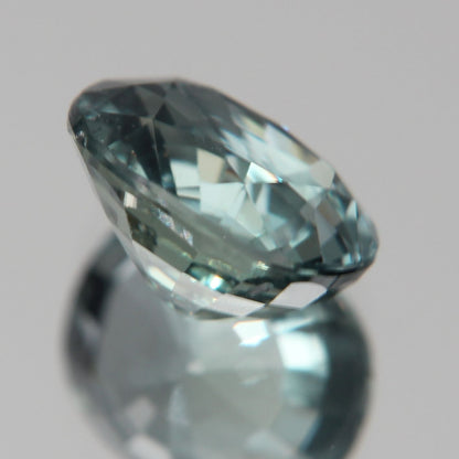 grünlich-Blauer Saphir 3.10 ct