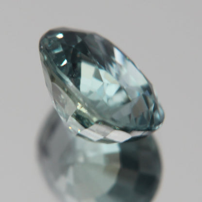 grünlich-Blauer Saphir 3.10 ct