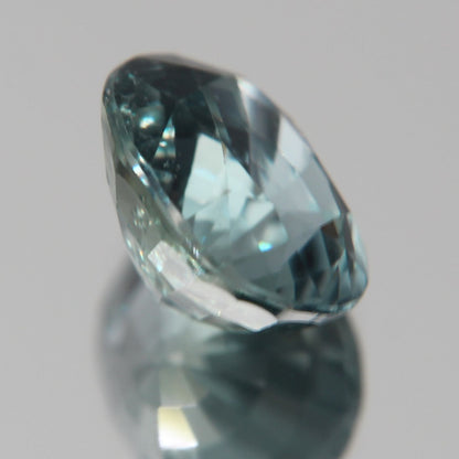 grünlich-Blauer Saphir 3.10 ct