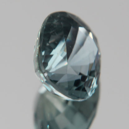 grünlich-Blauer Saphir 3.10 ct