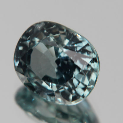 grünlich-Blauer Saphir 3.10 ct