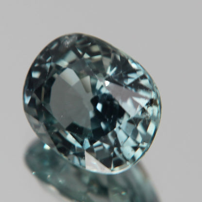 grünlich-Blauer Saphir 3.10 ct