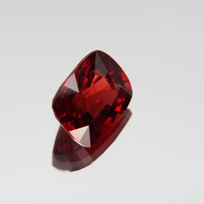 roter Spinell 3.51 ct