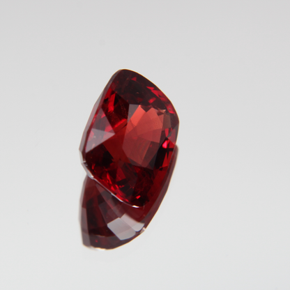 roter Spinell 3.51 ct