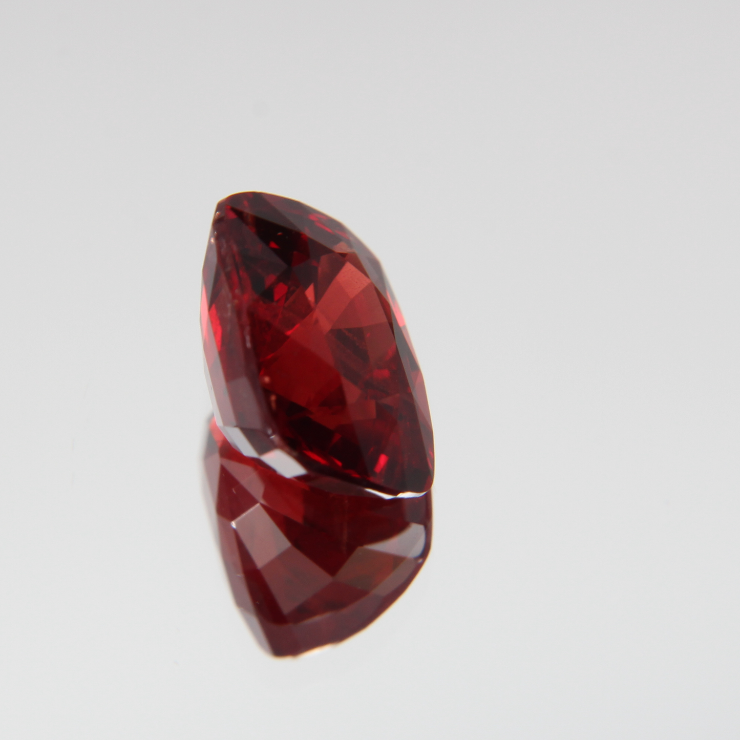 roter Spinell 3.51 ct