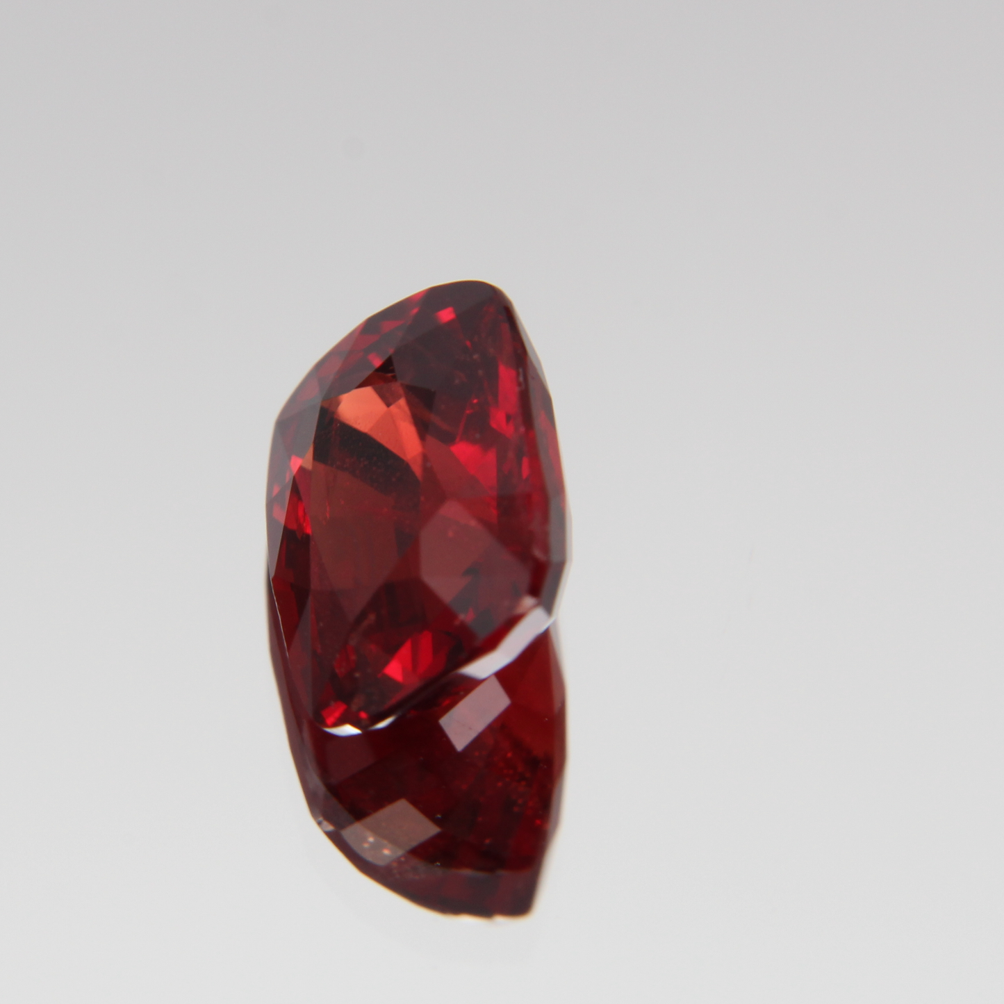 roter Spinell 3.51 ct