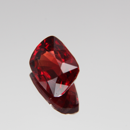 roter Spinell 3.51 ct