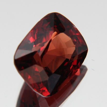 Orange-Roter Spinell 2.60 ct
