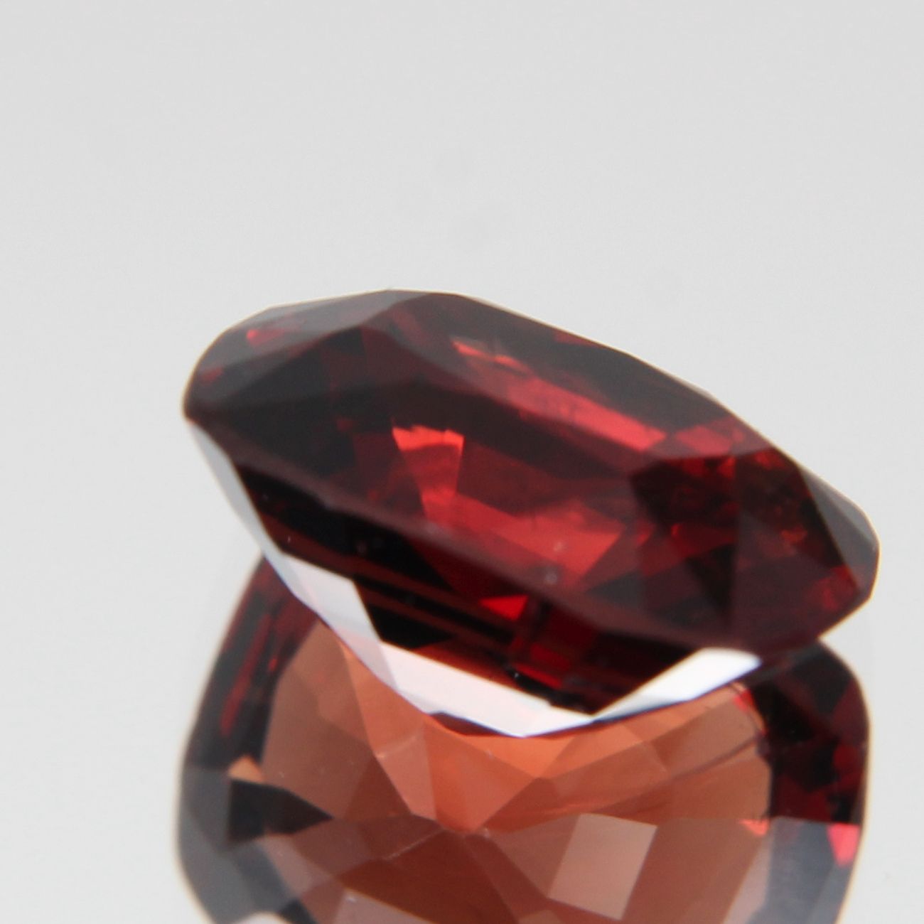 Orange-Roter Spinell 2.60 ct