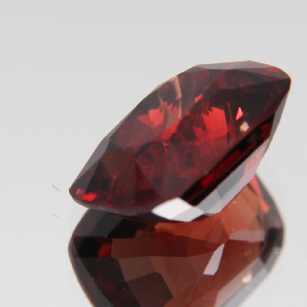 Orange-Roter Spinell 2.60 ct