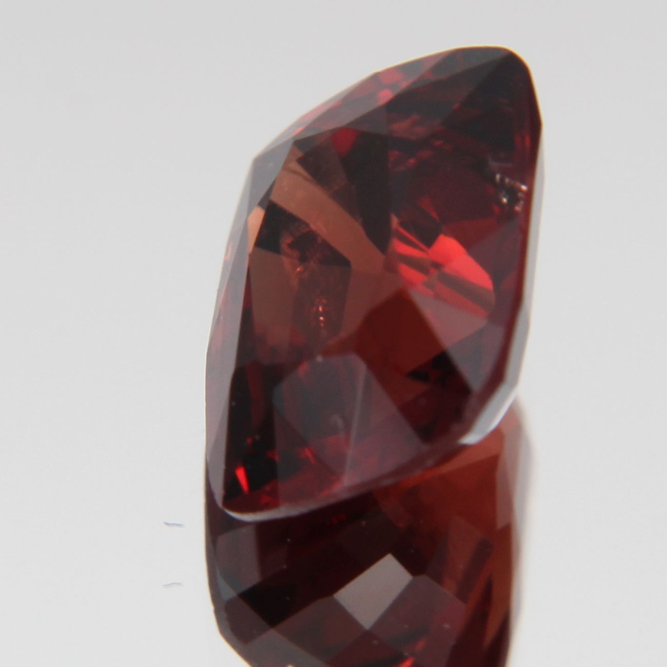 Orange-Roter Spinell 2.60 ct