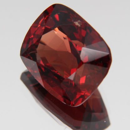 Orange-Roter Spinell 2.60 ct