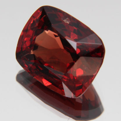 Orange-Roter Spinell 2.60 ct