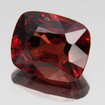 Orange-Roter Spinell 2.60 ct