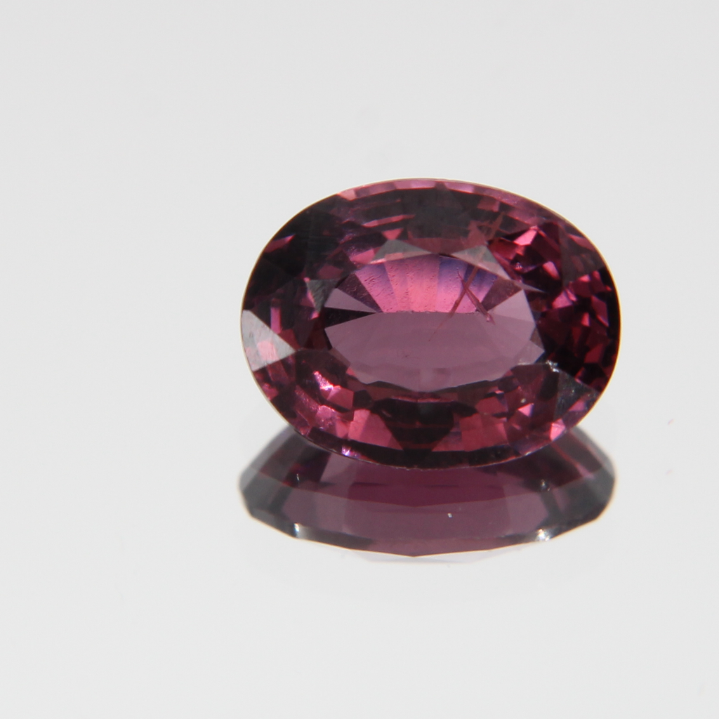 rötlich Pinker Spinell 1.28 ct