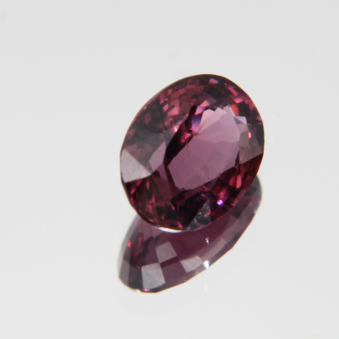 rötlich Pinker Spinell 1.28 ct