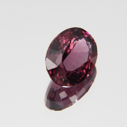 rötlich Pinker Spinell 1.28 ct