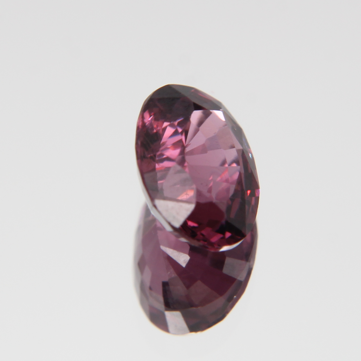 rötlich Pinker Spinell 1.28 ct