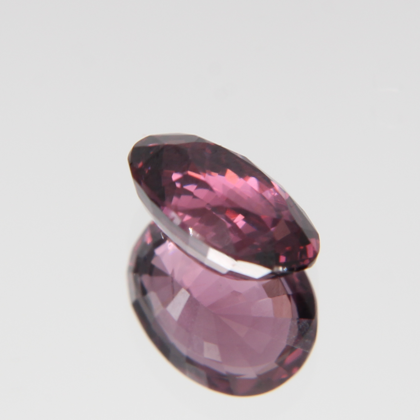 rötlich Pinker Spinell 1.28 ct