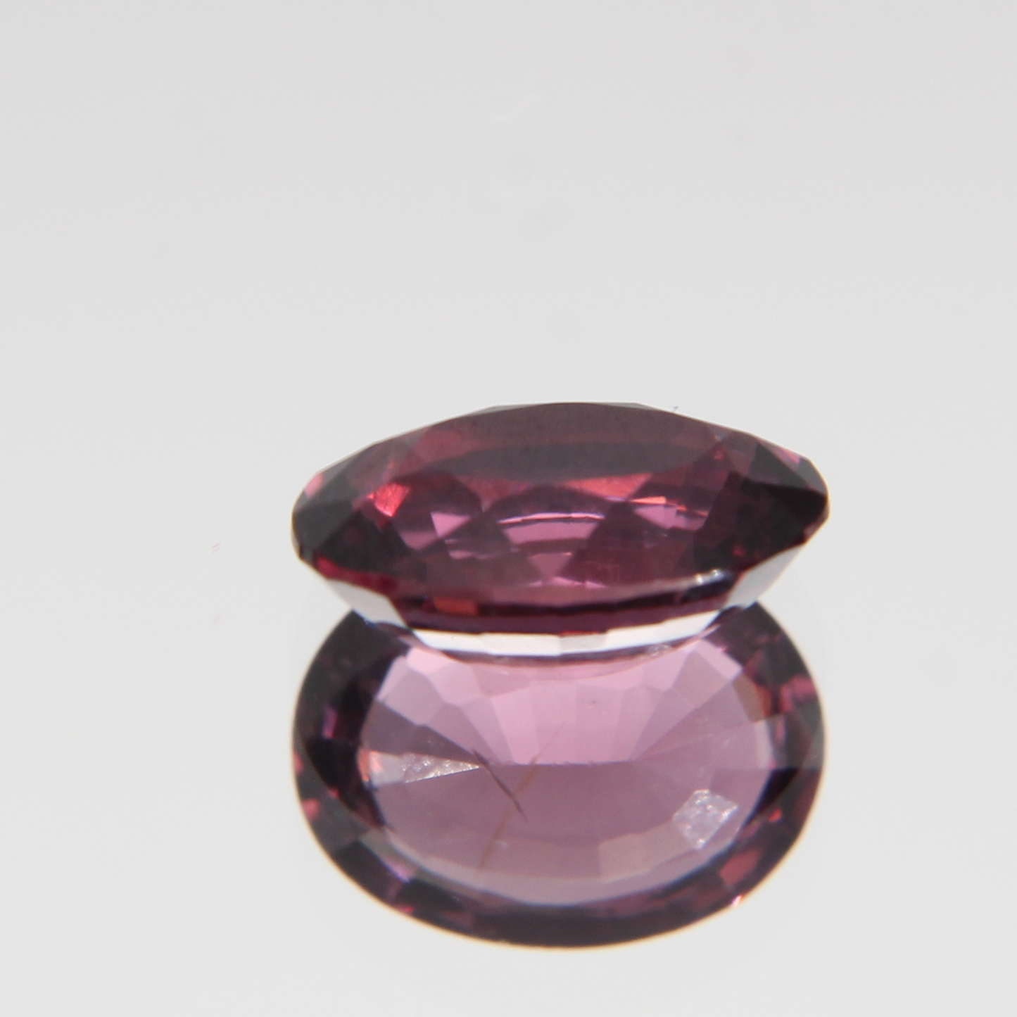 rötlich Pinker Spinell 1.28 ct