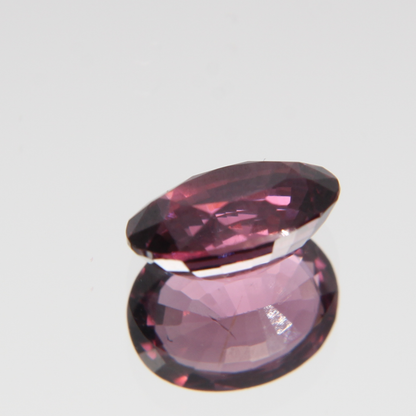 rötlich Pinker Spinell 1.28 ct
