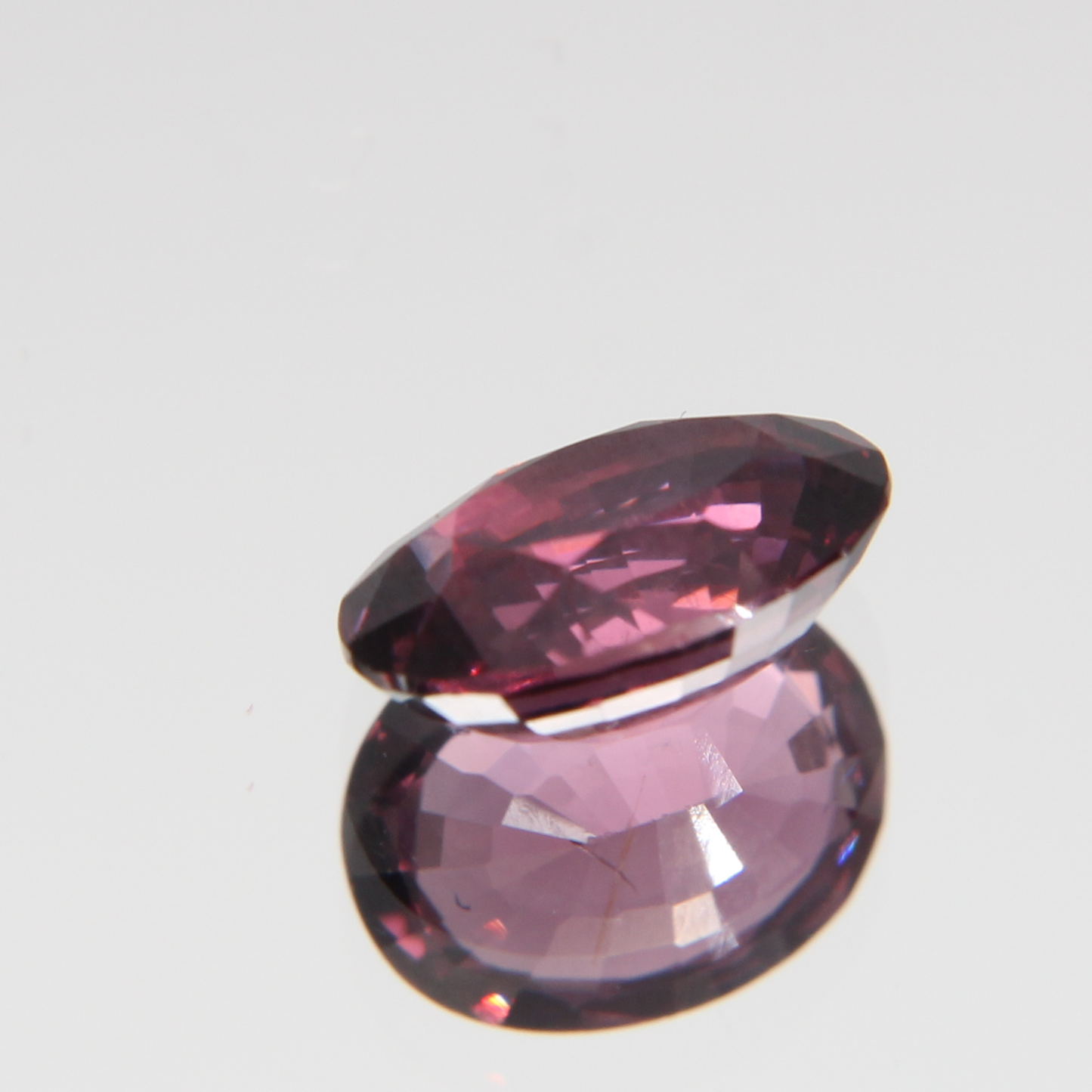 rötlich Pinker Spinell 1.28 ct