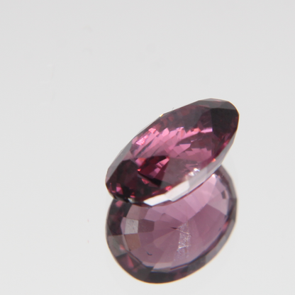 rötlich Pinker Spinell 1.28 ct